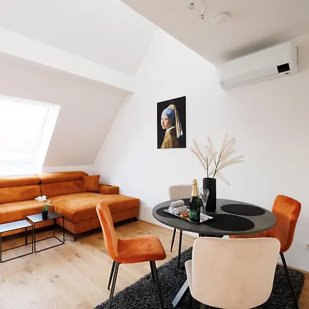 Symphony Apartments 42 - Modern Loft With Terrace And Grill In Central Location Vienna Esterno foto