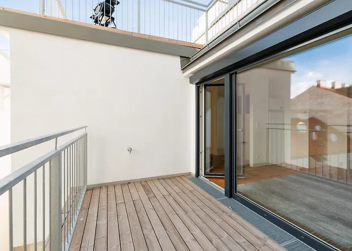 Symphony Apartments 42 - Modern Loft With Terrace And Grill In Central Location